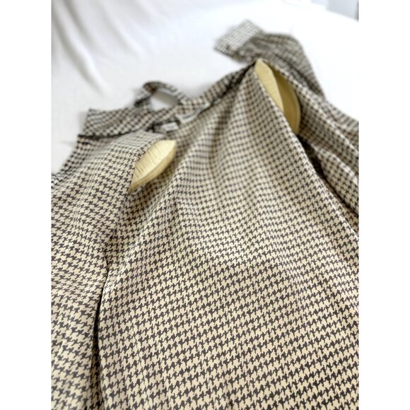 Mary Ann Restivo 100% Silk Size 12 Women's Collared w/Tie Long Sleeve Top Blouse - Picture 13 of 16